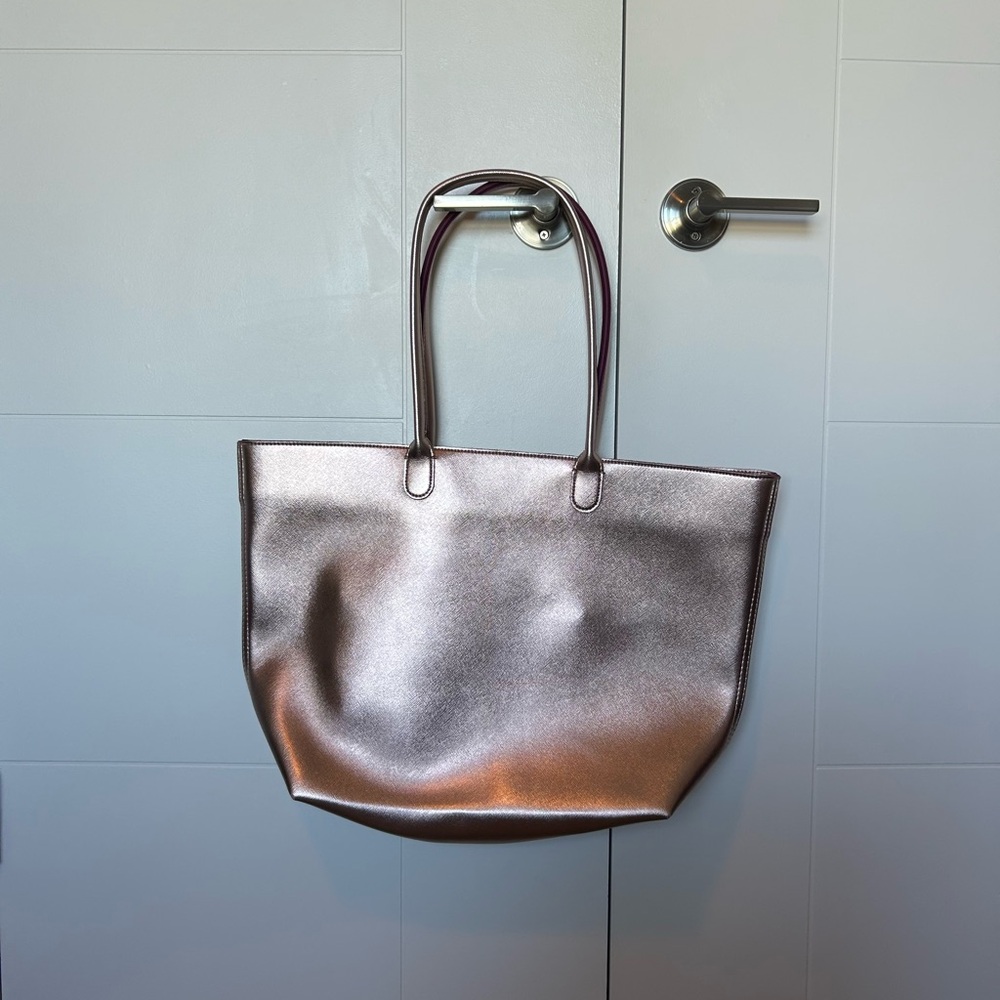 Metallic Tote Bag with Zipper Pouch Insert